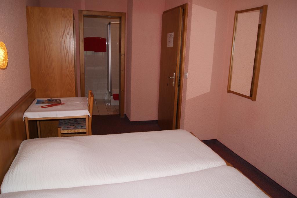 Hotel Restaurant Du Cret Bourg-Saint-Pierre Luaran gambar